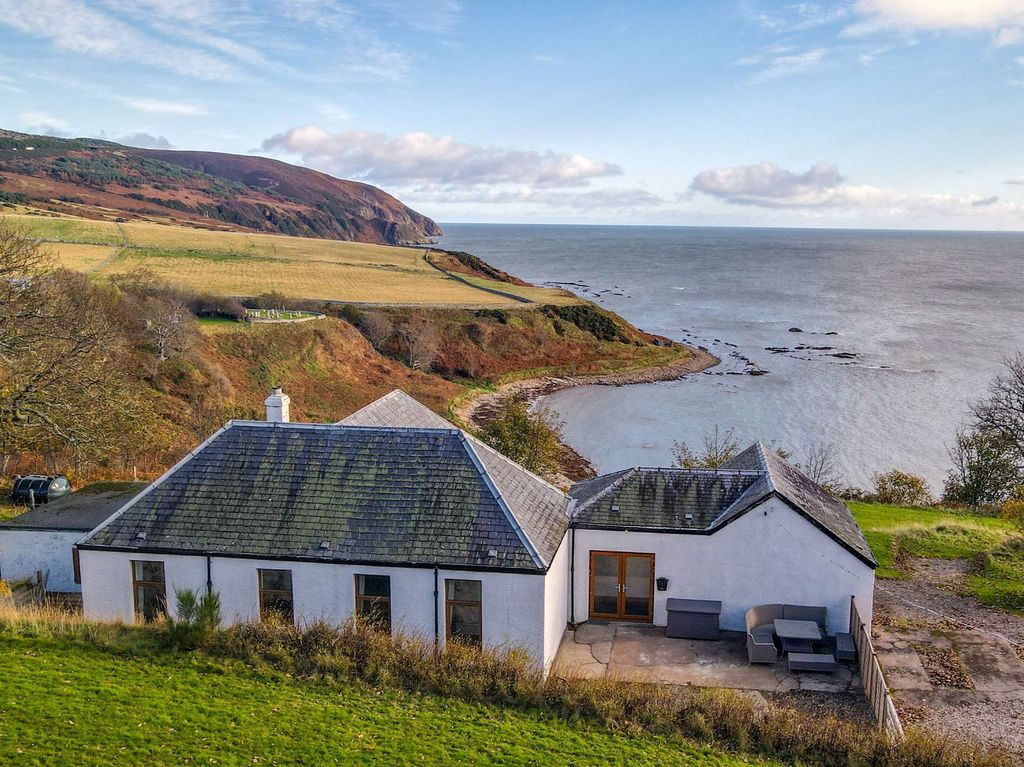 Property photo 1 of 24