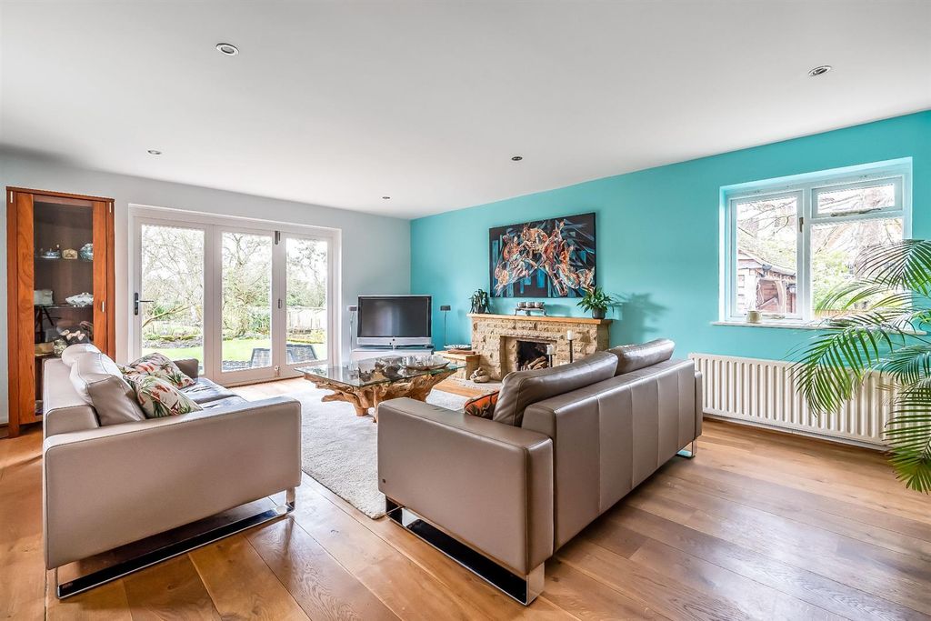 Property photo 3 of 19 14.Jpg