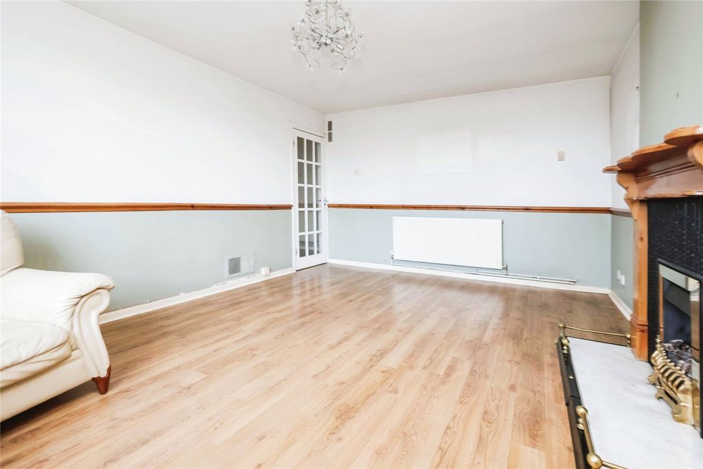 Property photo 3 of 17 Photography