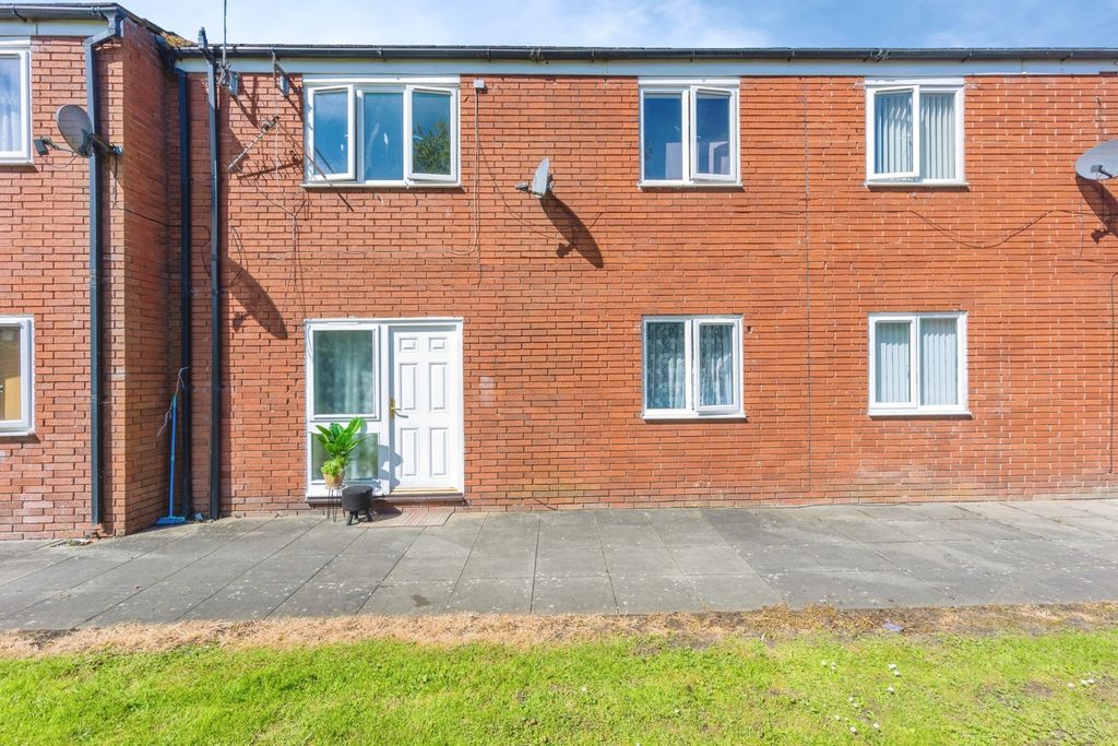 Property photo 1 of 17 Pbox-Img.Jpg