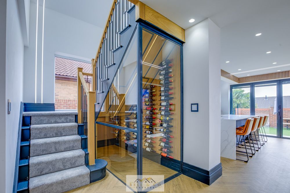 Property photo 3 of 48
