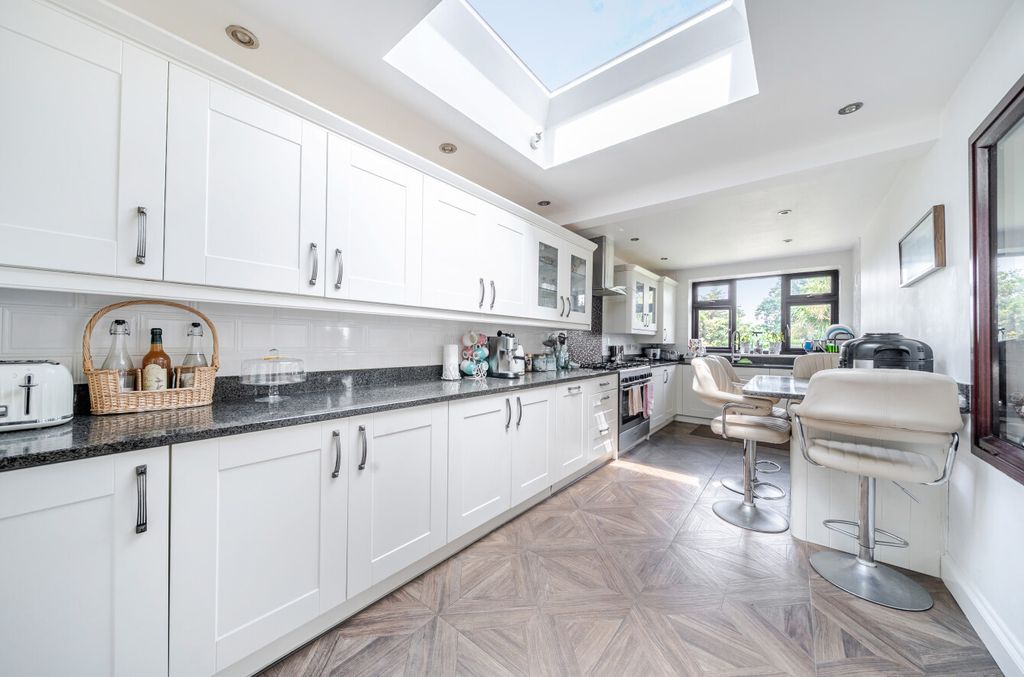 Property photo 3 of 19 1483489-11-6A43c5...