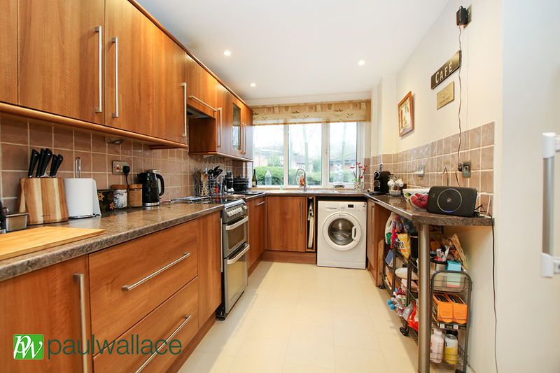 Property photo 3 of 21 Kitchen