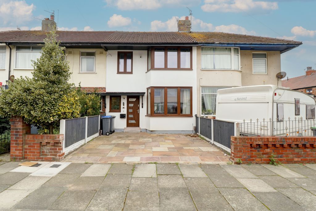 Property photo 1 of 25 Exterior Front 1.1 Copy