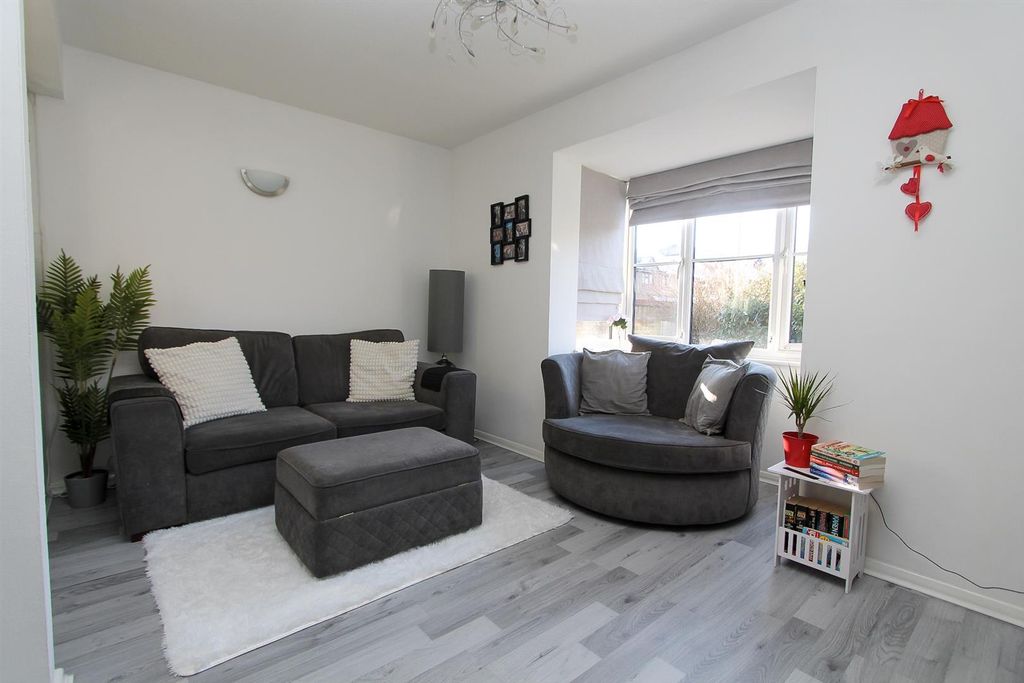 Property photo 3 of 15 Img_0406.Jpg