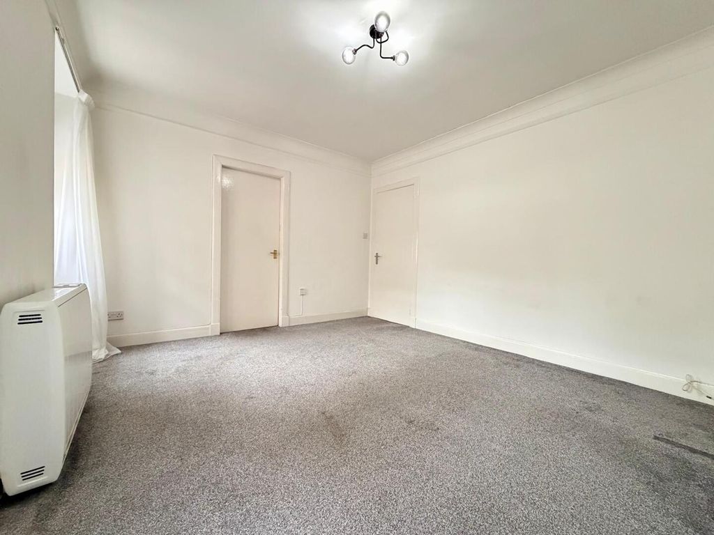 Property photo 3 of 12 Living Room