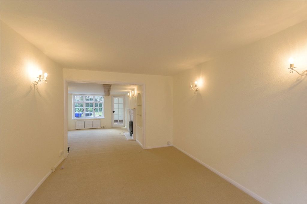 Property photo 2 of 11 Picture No. 02