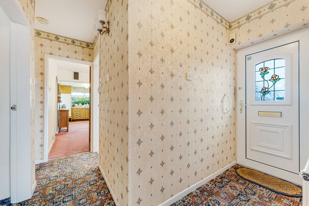 Property photo 3 of 30 Photograph 2