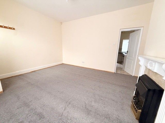 Property photo 3 of 12 Photo