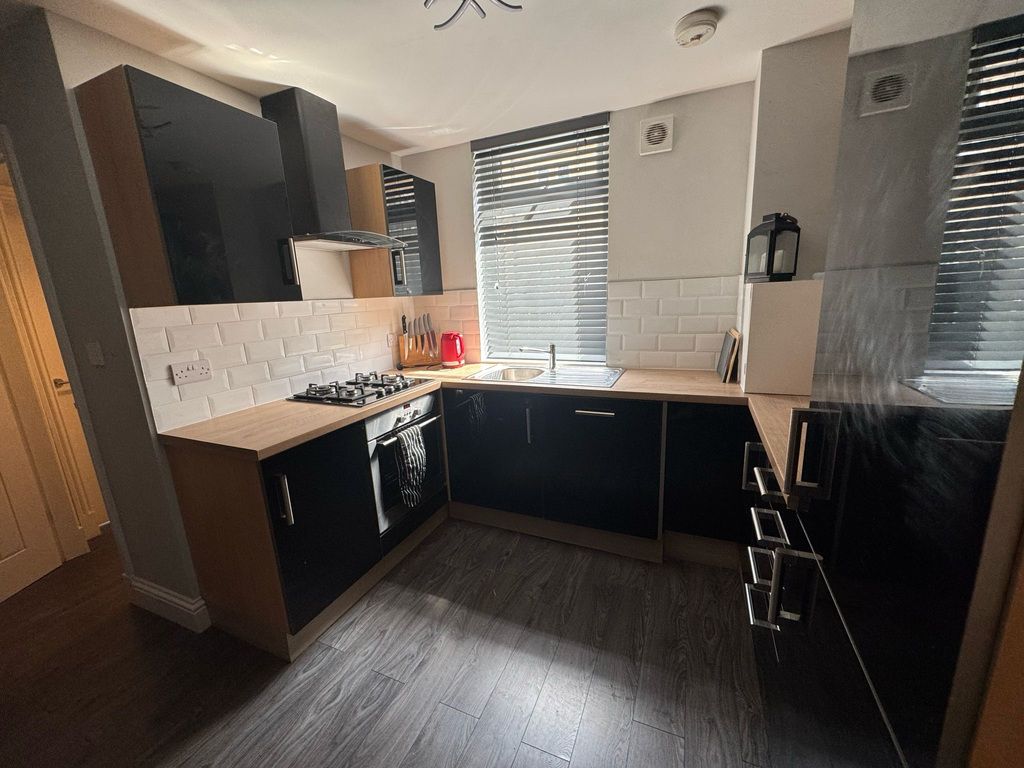 Property photo 3 of 8 Photo 3