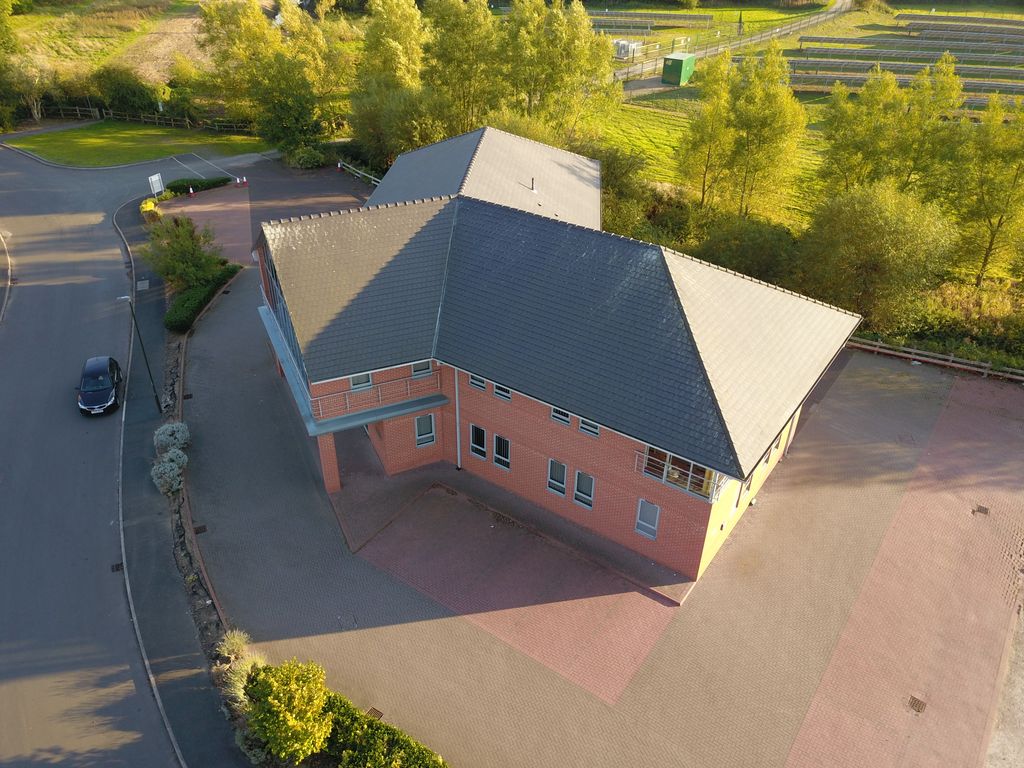 Property photo 2 of 5