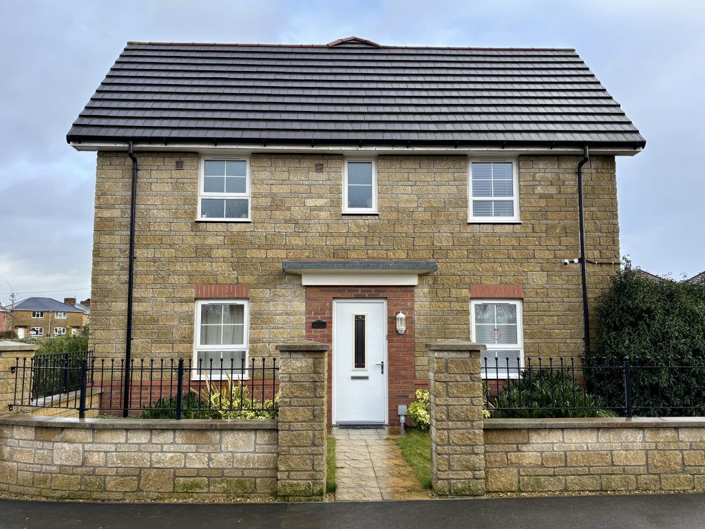 Property photo 1 of 14