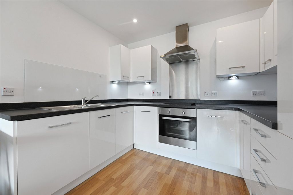 Property photo 2 of 9 Picture No. 05