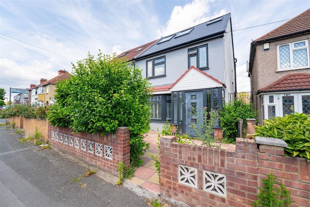 Property photo 1 of 12 1