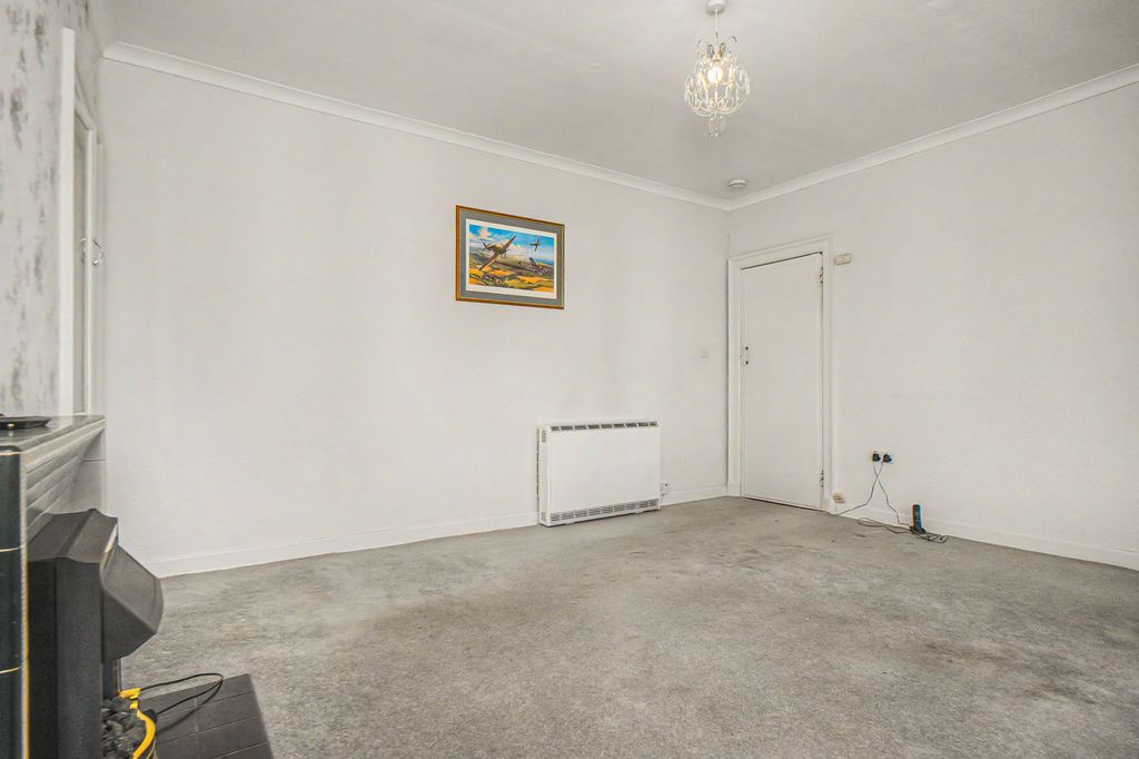 Property photo 3 of 14 Property Image 3