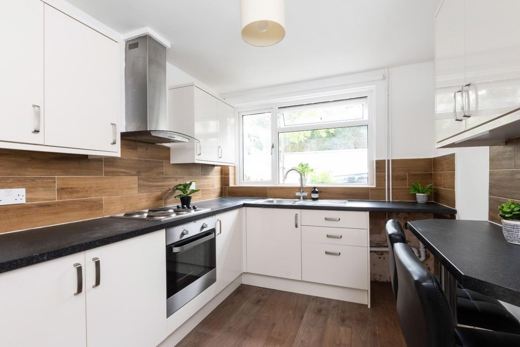 Property photo 2 of 13 45 St James's Park, Bath BA1 2Sx-2.Jpg