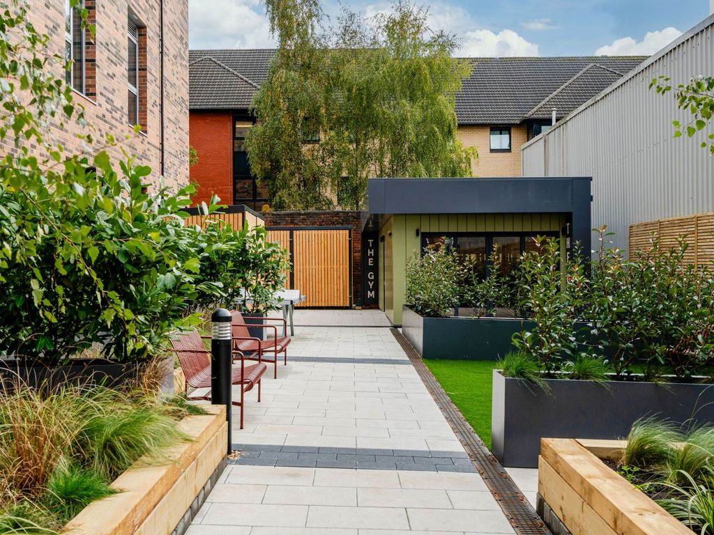 Property photo 1 of 17 Externals-4