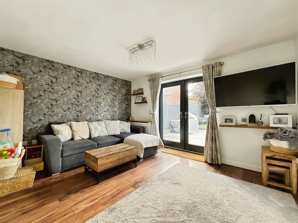 Property photo 2 of 15 95A2Fa79-A8-4Cb0-B9Ab-29Ed05202Aba-529-0000001Eae154Bf5