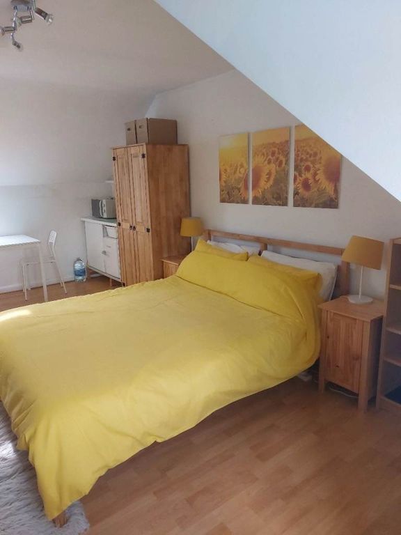 Property photo 1 of 3