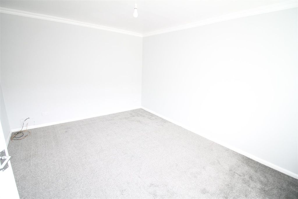 Property photo 2 of 6 Img_5595[1].Jpg