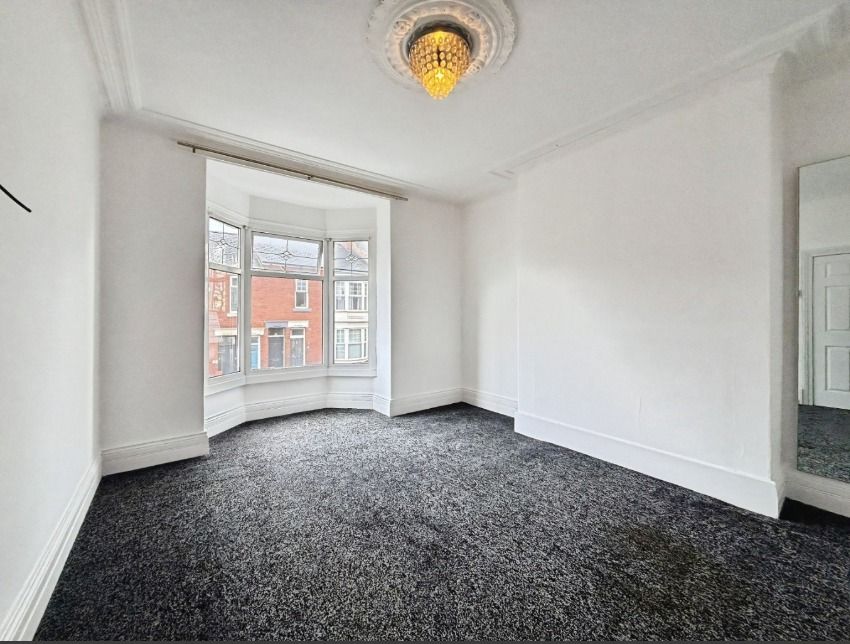 Property photo 2 of 14 5222751
