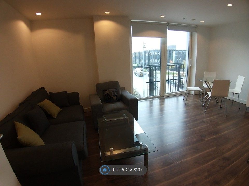 Property photo 2 of 12