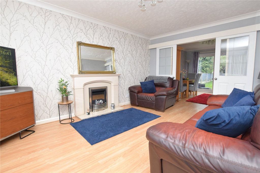 Property photo 2 of 18 Picture No. 72