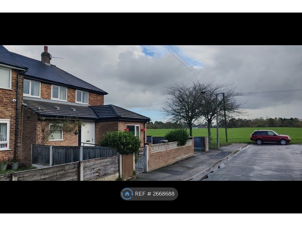 Property photo 1 of 31 House Front