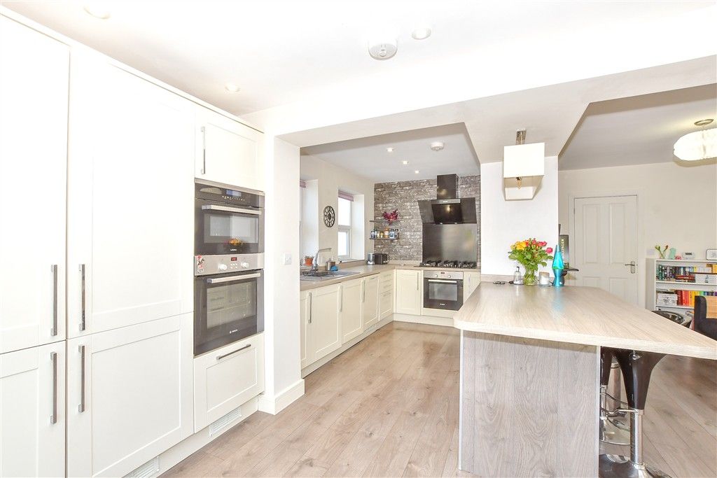 Property photo 1 of 13 Kitchen