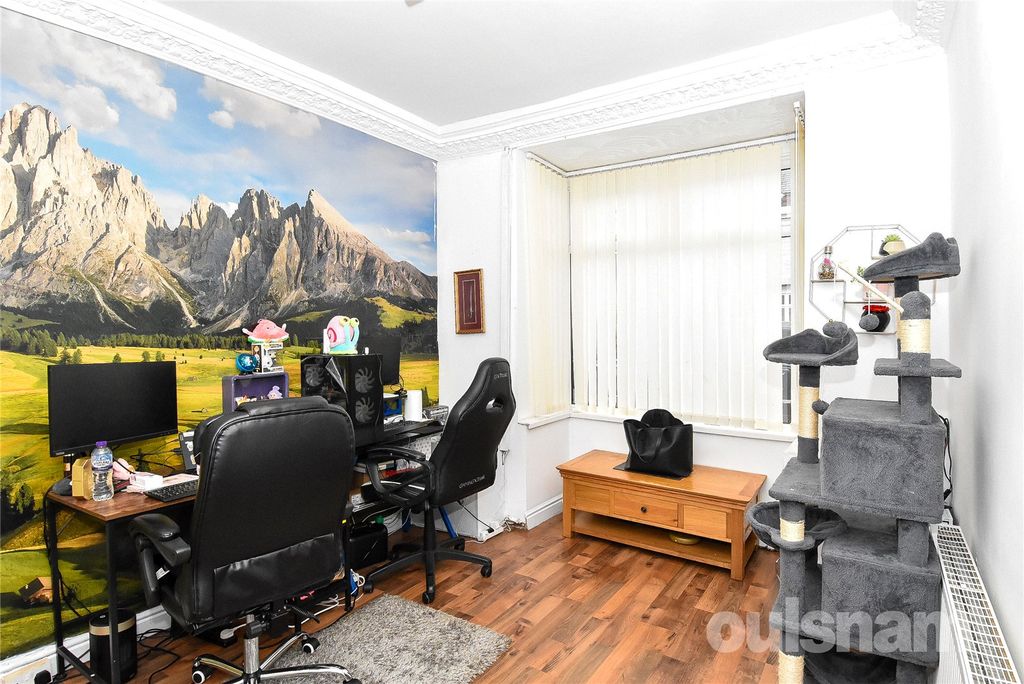 Property photo 2 of 19 Picture No. 02