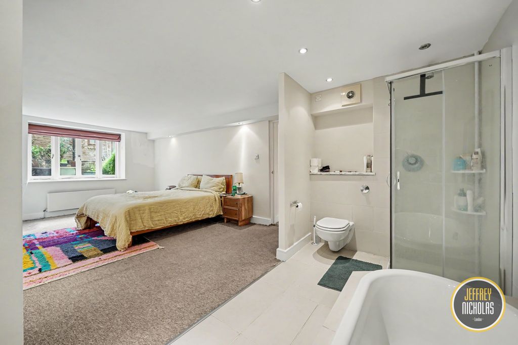 Additional image 8 of 3 bed maisonette for saleLiverpool Road, London N1