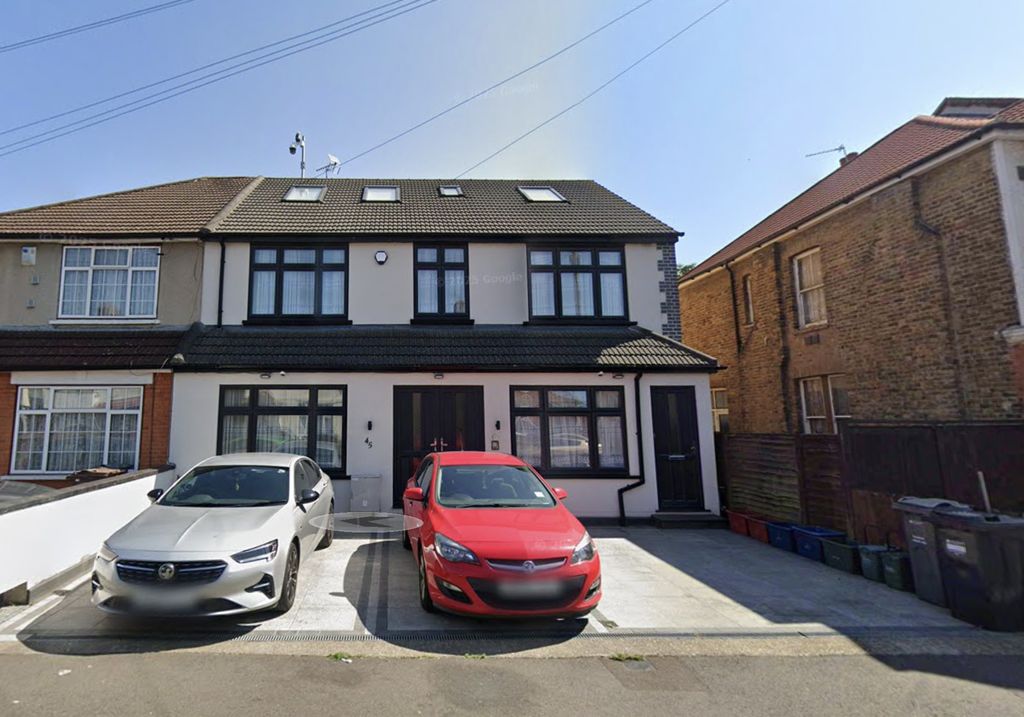 Property photo 1 of 23