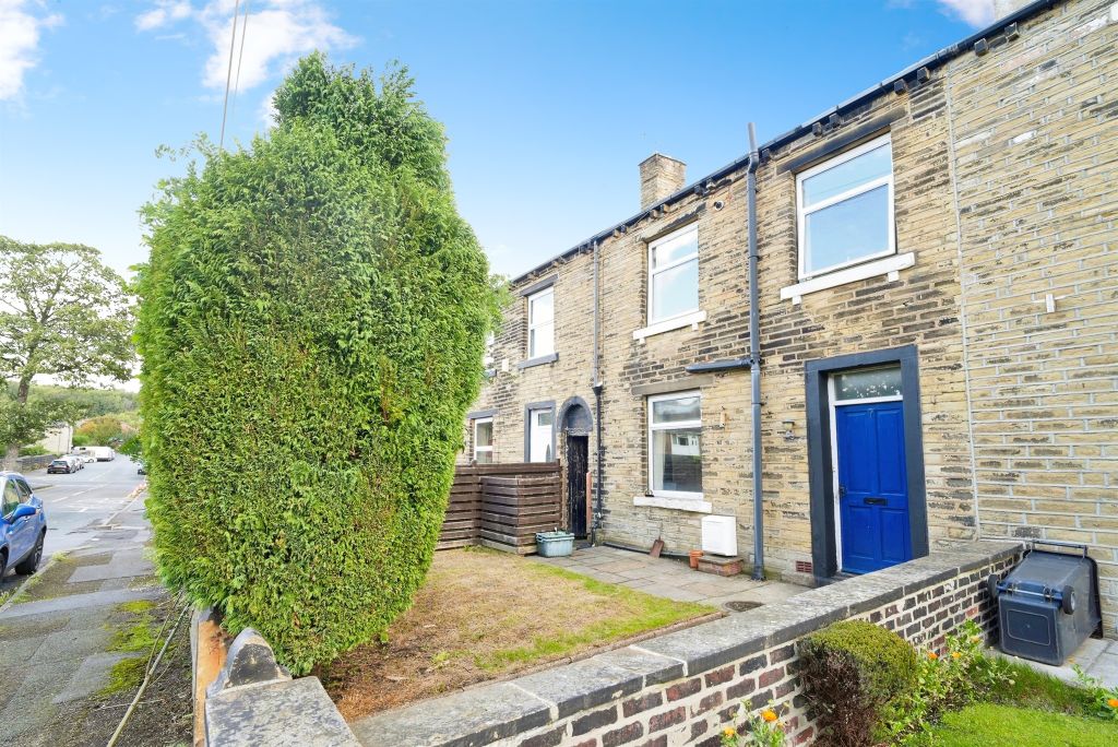 Property photo 1 of 16