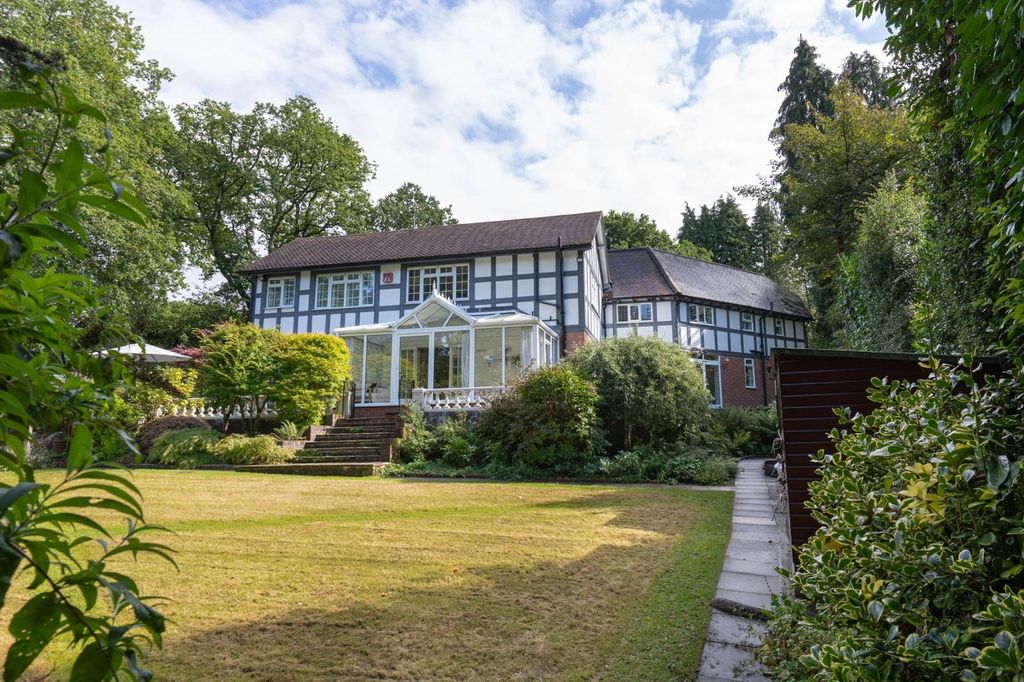 Property photo 1 of 35