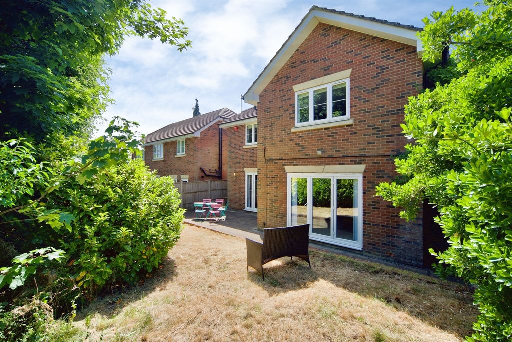 Property photo 3 of 17