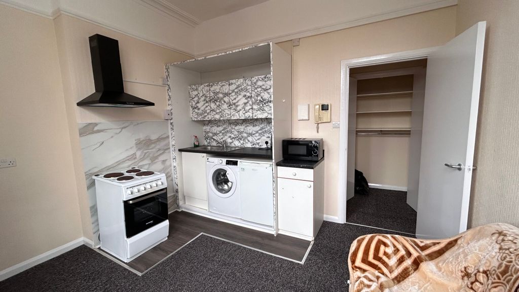 Property photo 1 of 7 Img_0104-Scaled