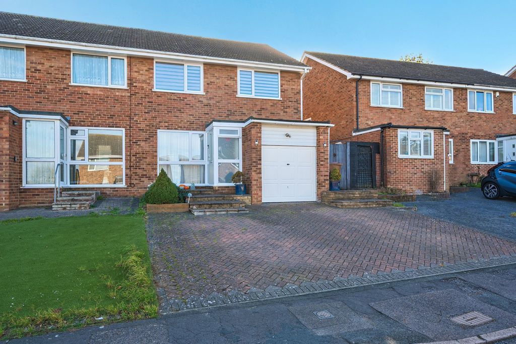 Property photo 1 of 20