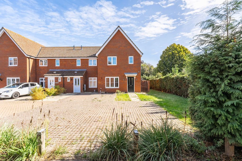 Property photo 1 of 13