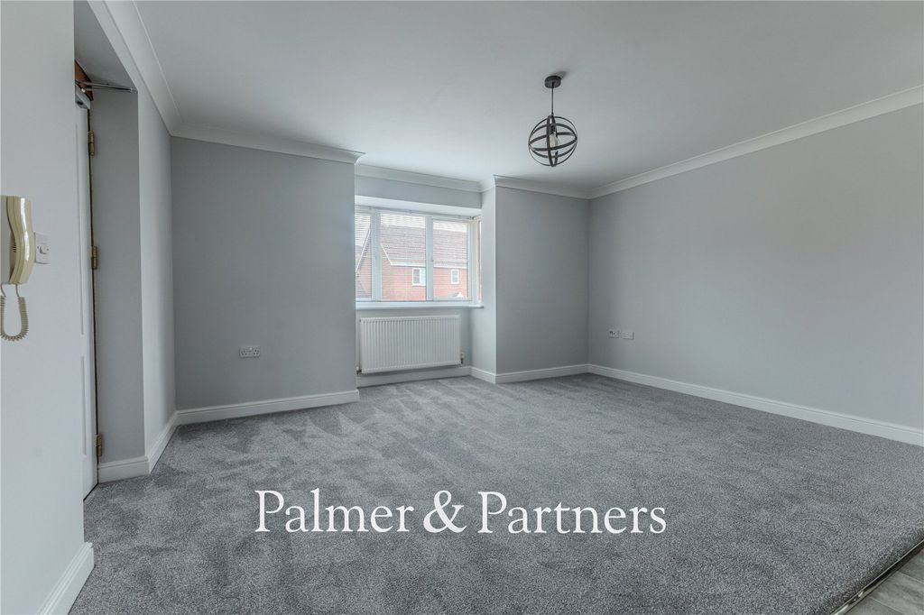 Property photo 3 of 11 Picture No. 05