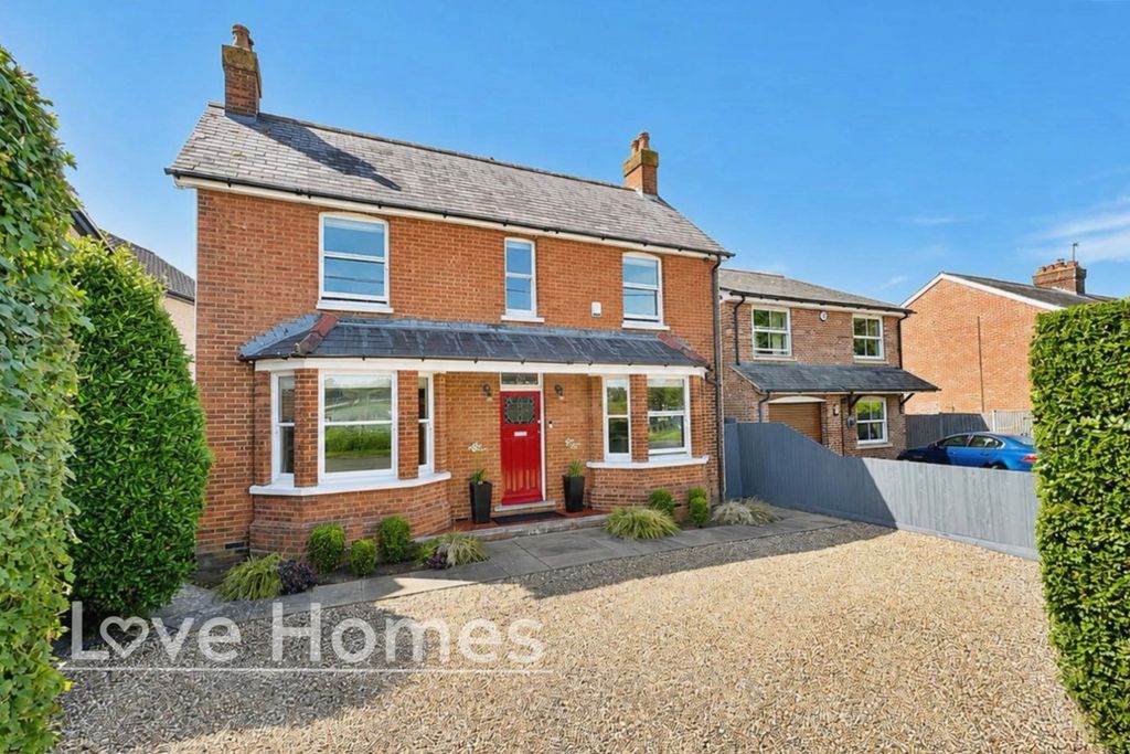 Property photo 1 of 18 5276983
