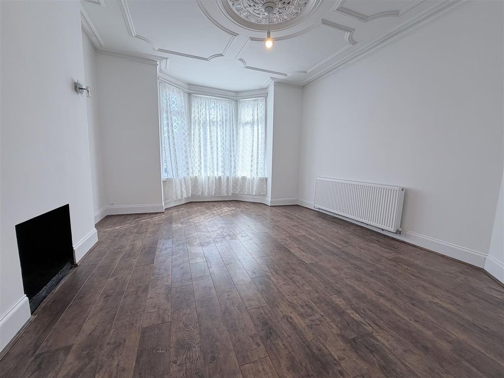 Property photo 2 of 14 Image00013.Jpeg