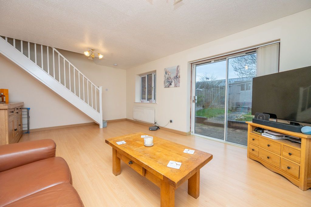 Property photo 2 of 17 Photograph 2