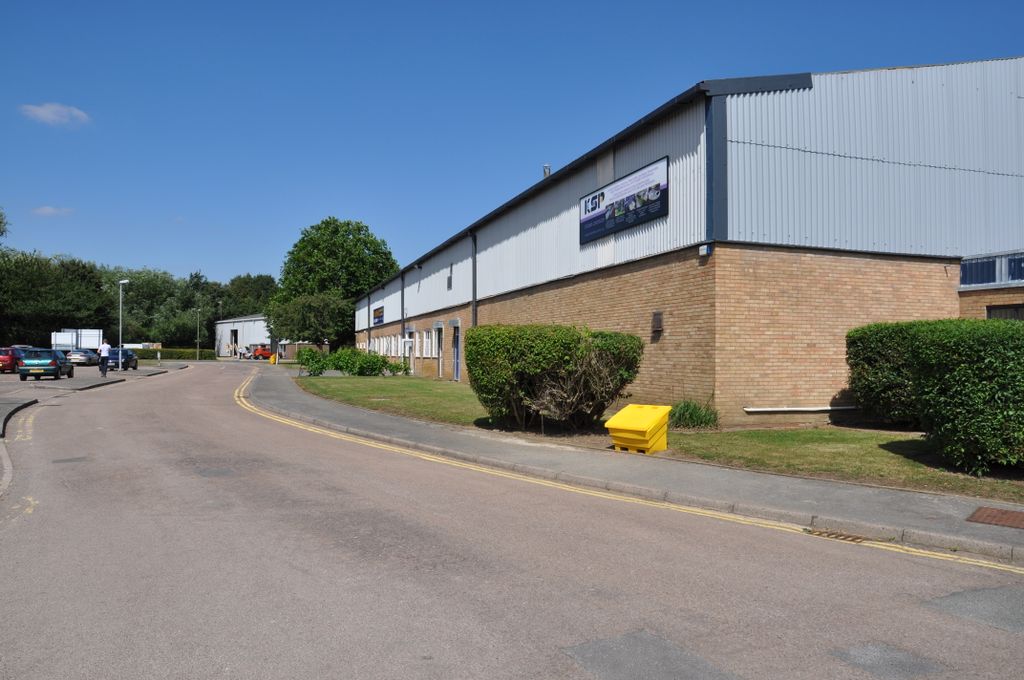 Property photo 3 of 6 Banbury - Tramways (68)