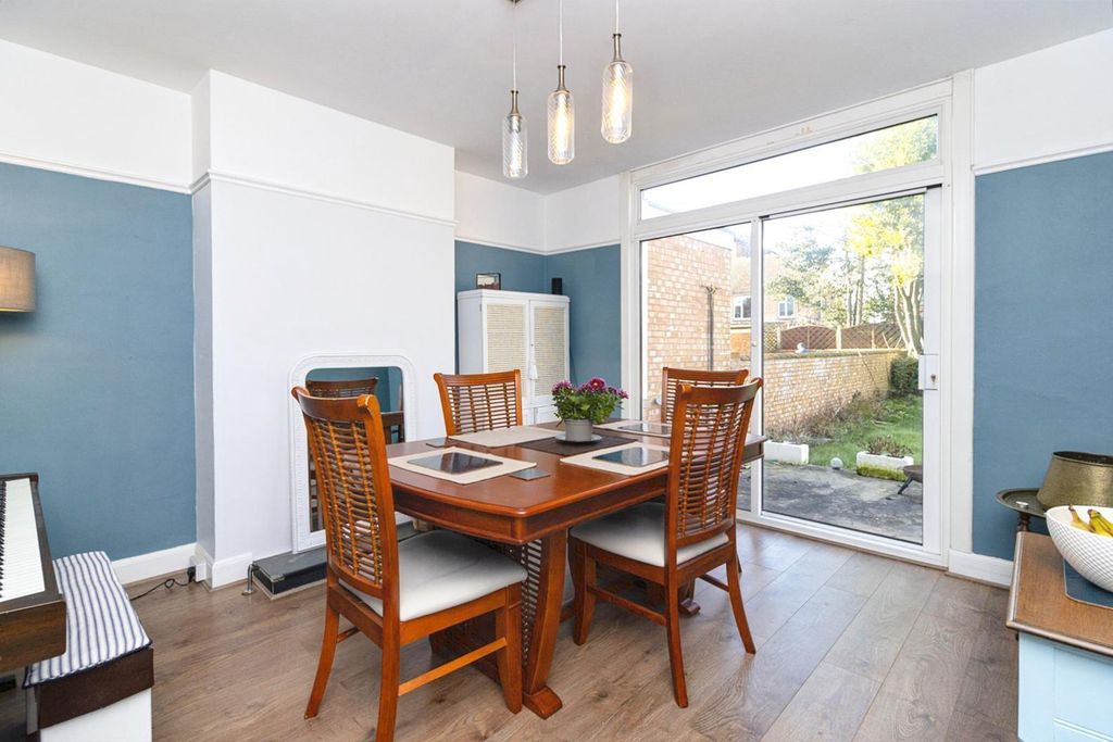 Property photo 3 of 14 6 Dining Room.Jpg