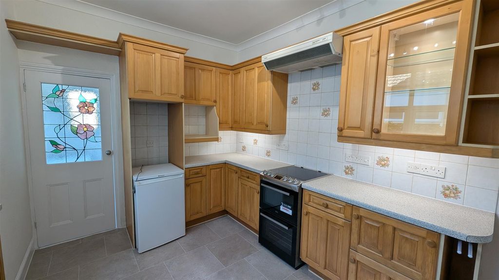 Property photo 2 of 11 Pxl_20250429_112552722.Jpg