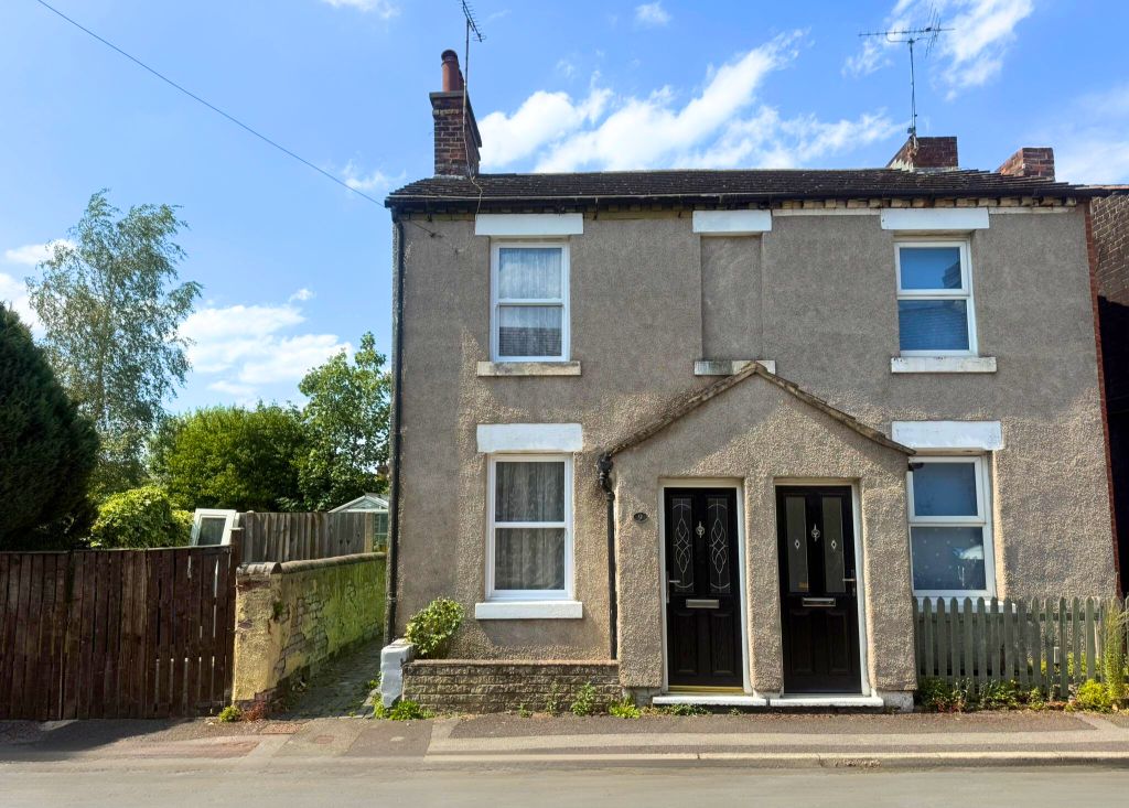 Property photo 2 of 12