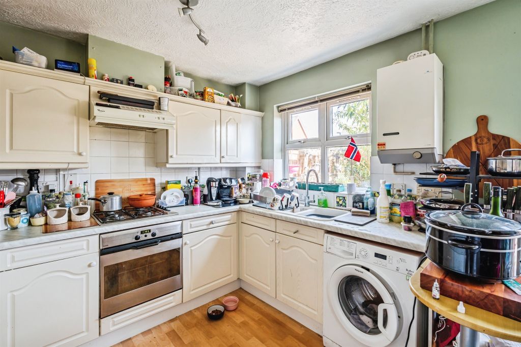 Property photo 3 of 16