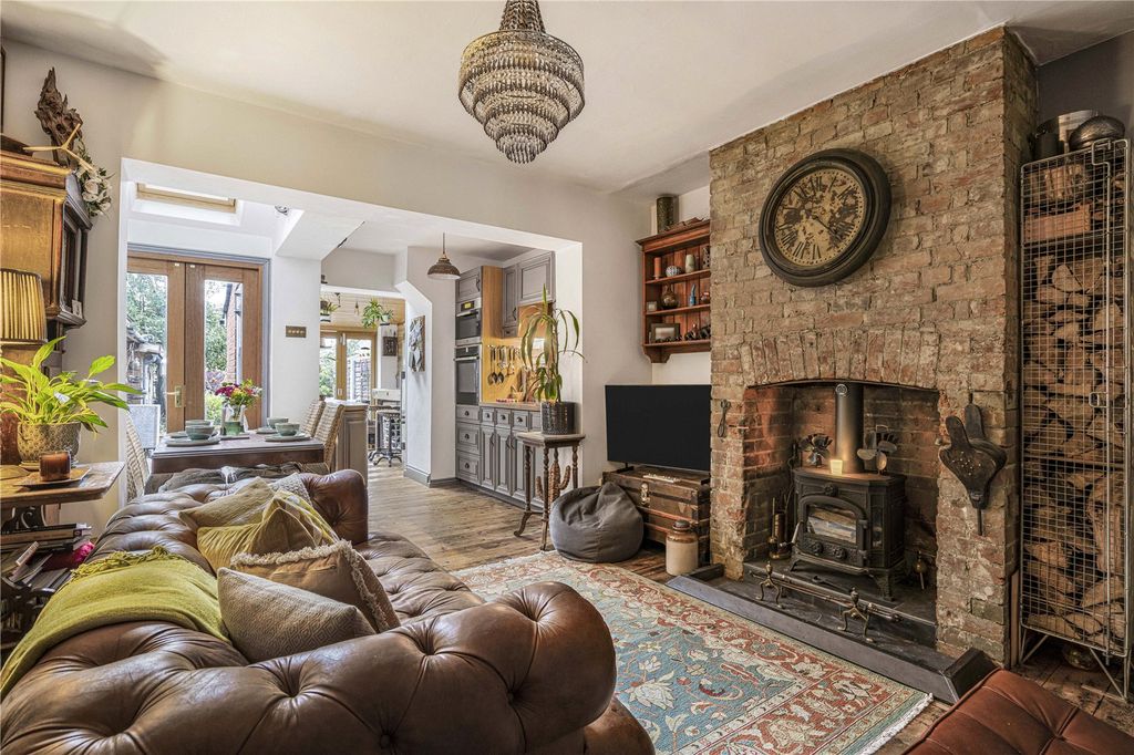 Property photo 3 of 25 Picture No. 82