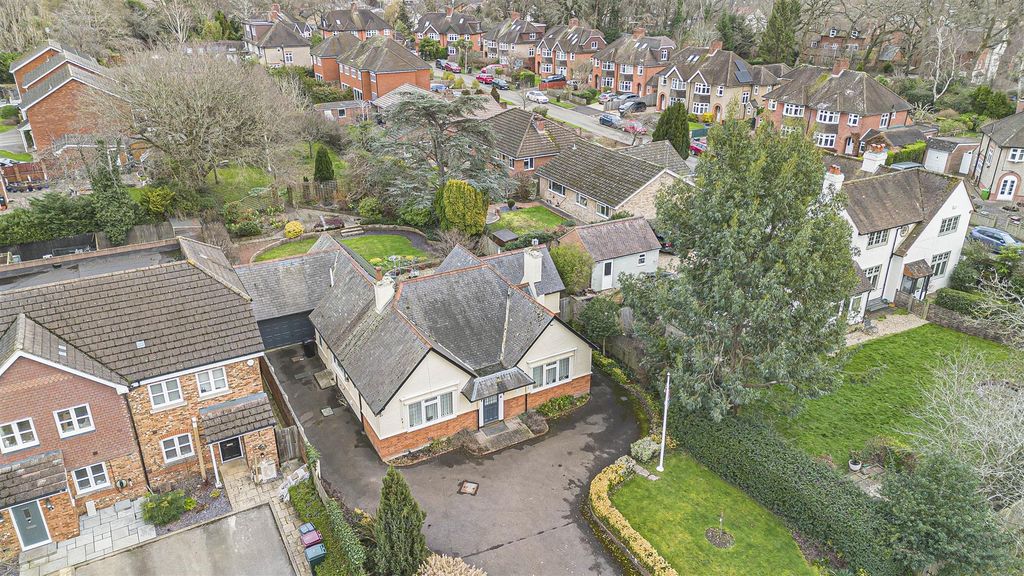 Property photo 1 of 32 24_74170.Jpg