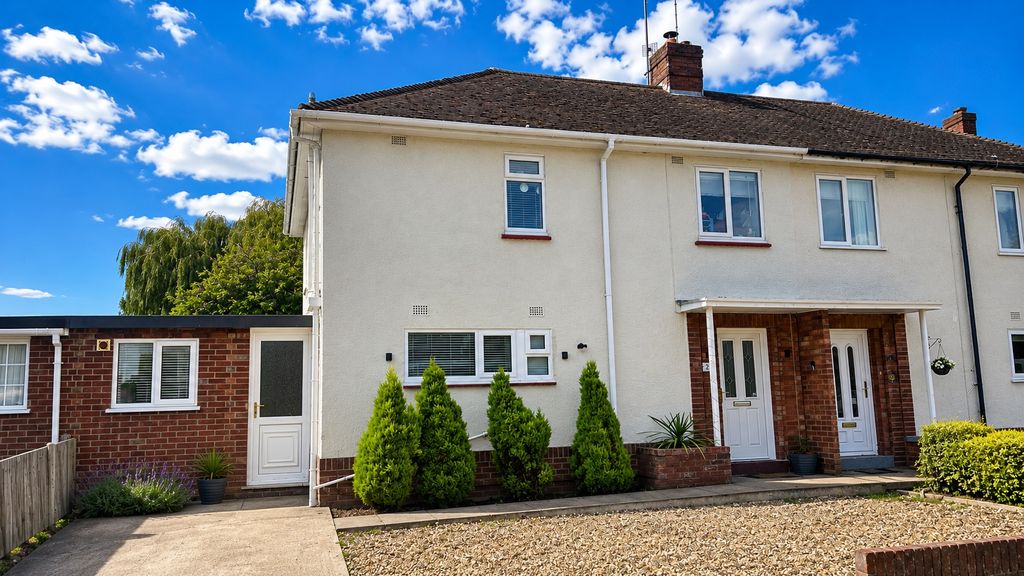 Property photo 1 of 10